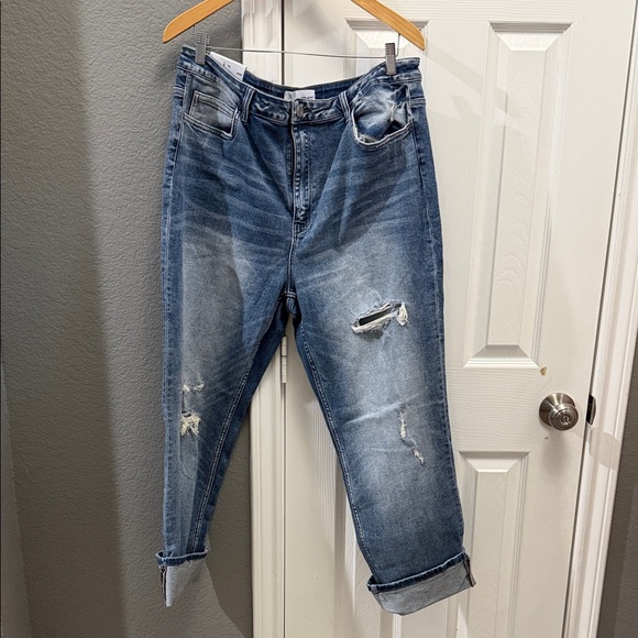 Vervet NWT Leona distressed jeans plus size 18 - Picture 2 of 6